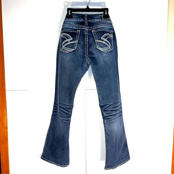 Silver Jeans For Girls/Women W27/L32 SUKI Boot Cut 195165AF438 26173 Very Nice - Picture 7 of 9